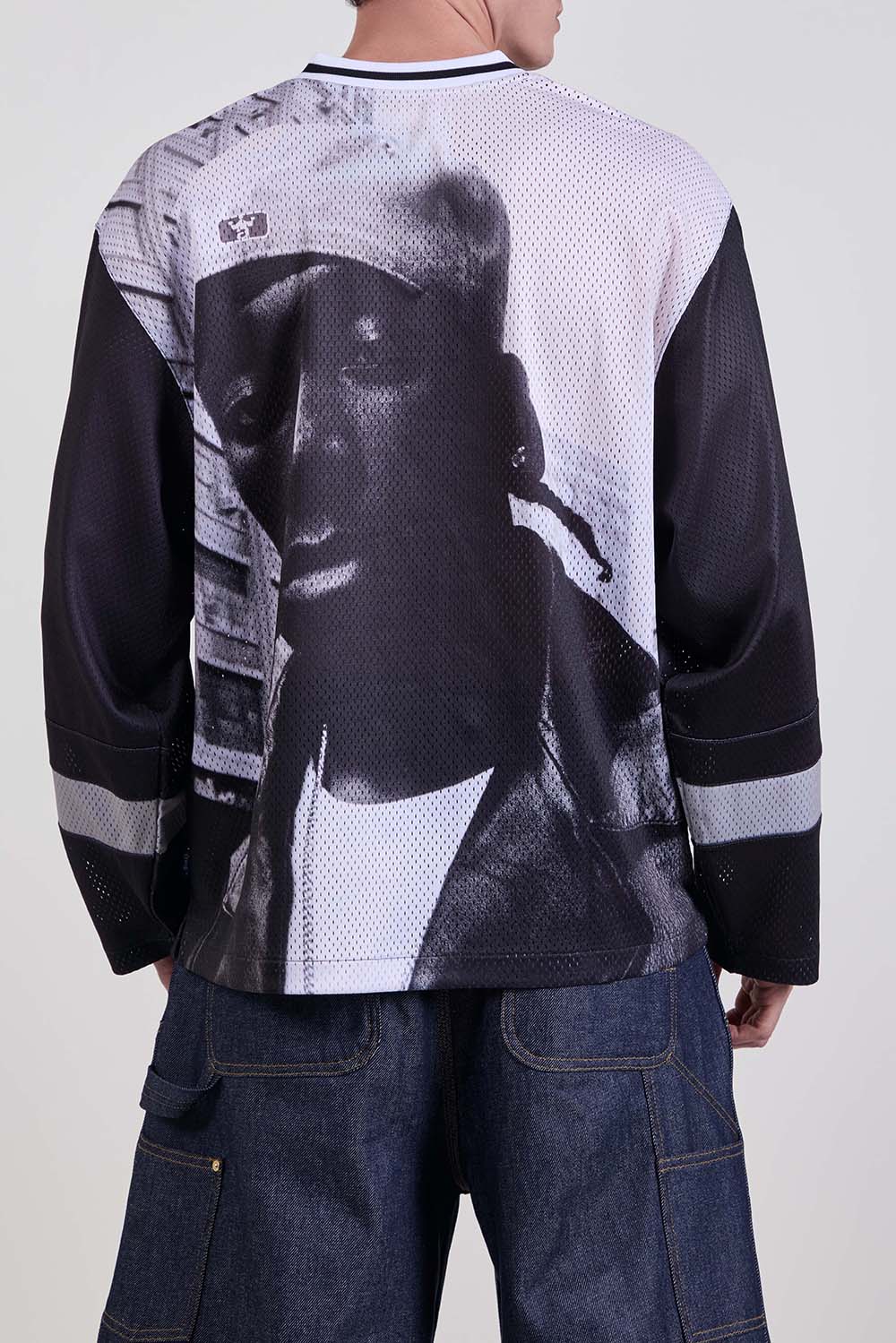 תמונת דוגמן אחורית של חולצת הוקי אוייק ניו יורק X ביג אל