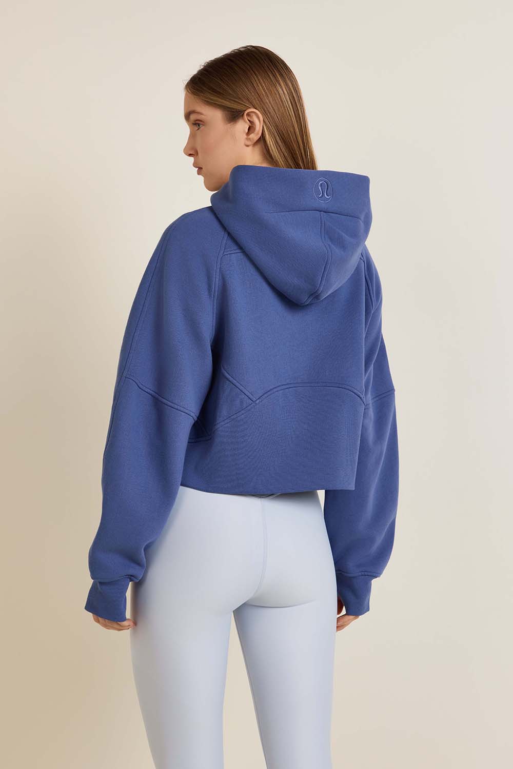 תמונת דוגמן אחורית של Scuba Oversized Half-Zip Hoodie