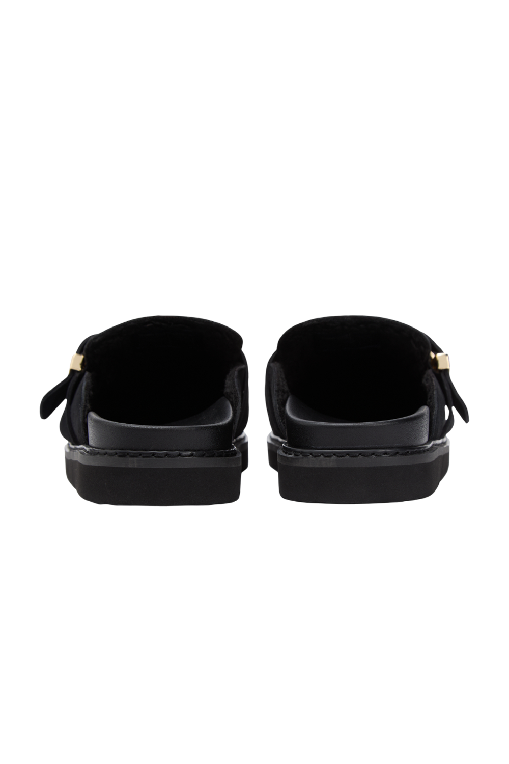 תמונת תקריב של נעלי מיולס שרלינג