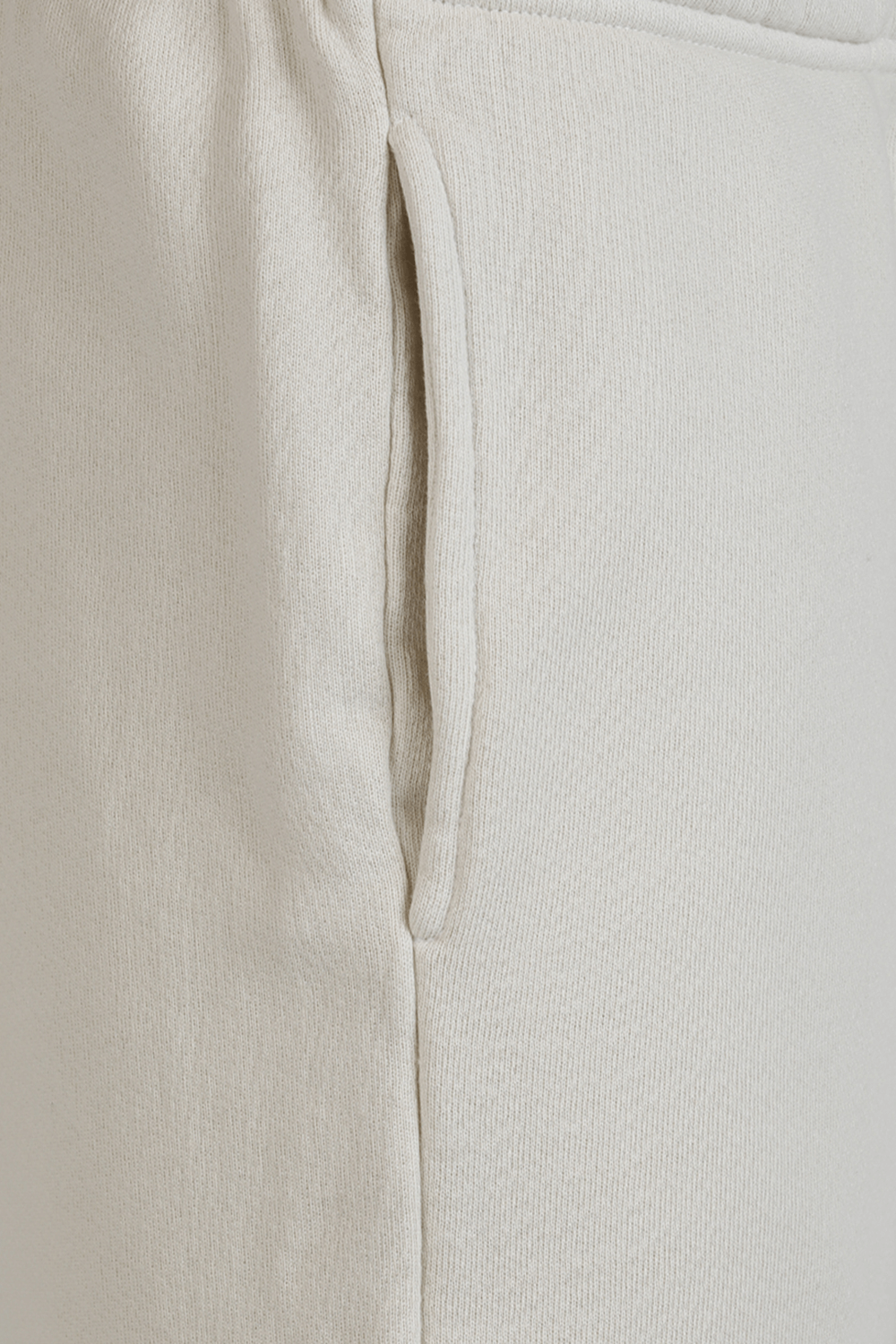 תמונה אחורית של מכנסי ג'וג בגוון שנהב