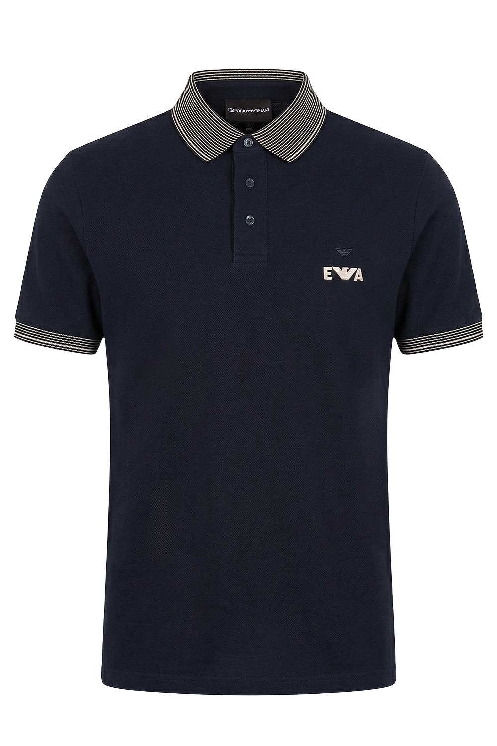 תמונה קידמית של חולצת פולו