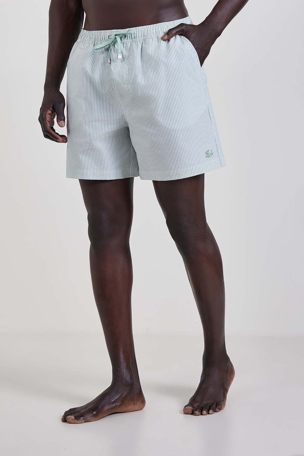 תמונת דוגמן קידמית של מכנסי בגד ים