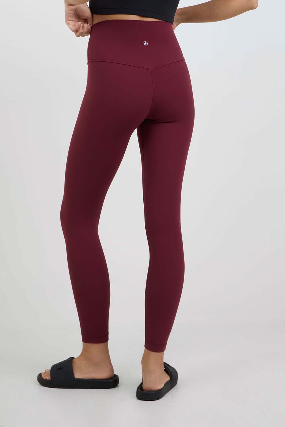 תמונת דוגמן אחורית של LULULEMON ALIGN&trade; HR PANT 25