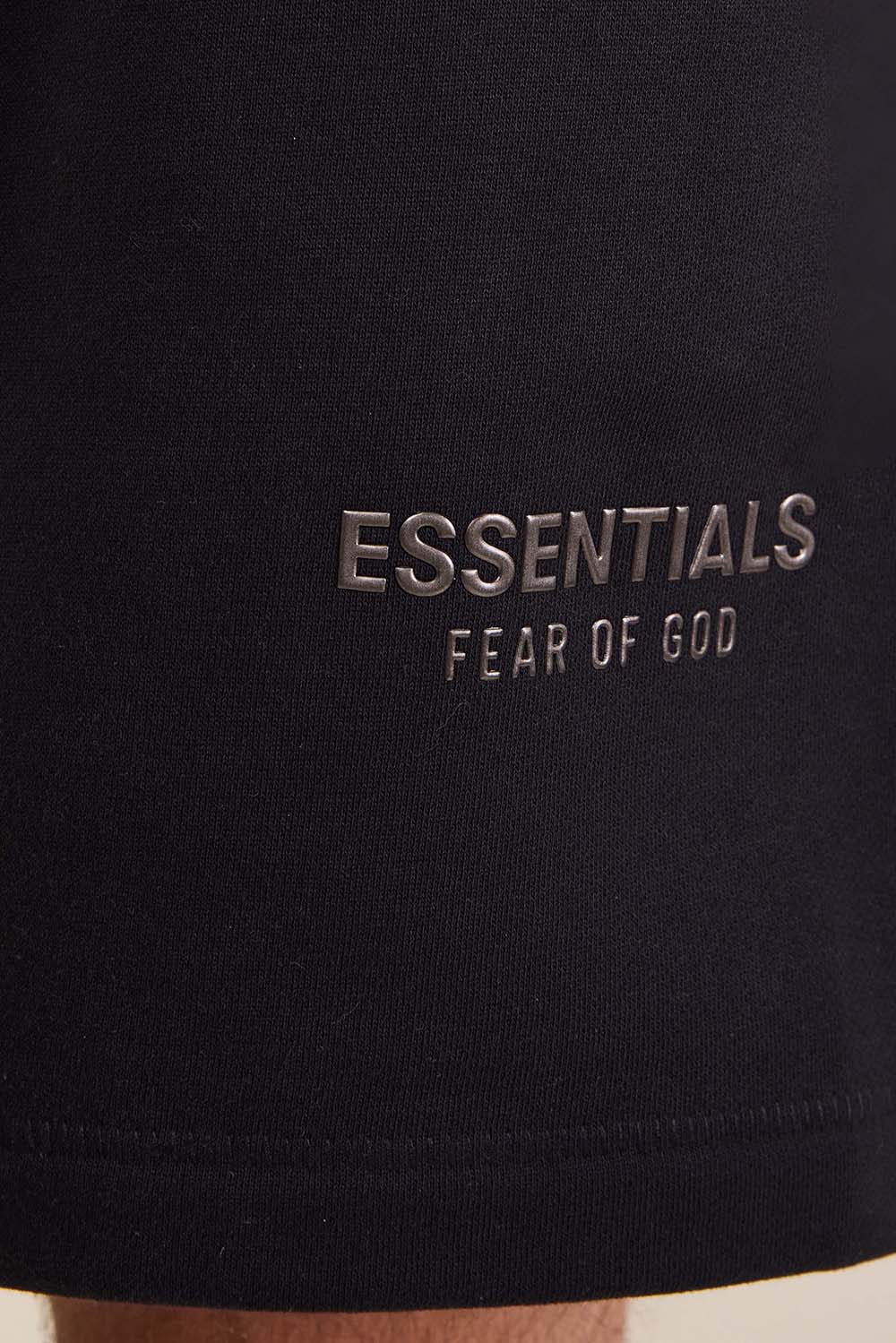 תמונת דוגמן אחורית של מכנסי כדורגל קצרים