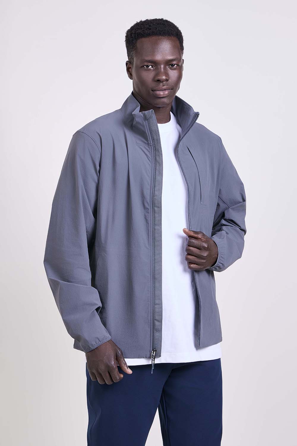 תמונת דוגמן קידמית של Sojourn Windbreaker Jacket