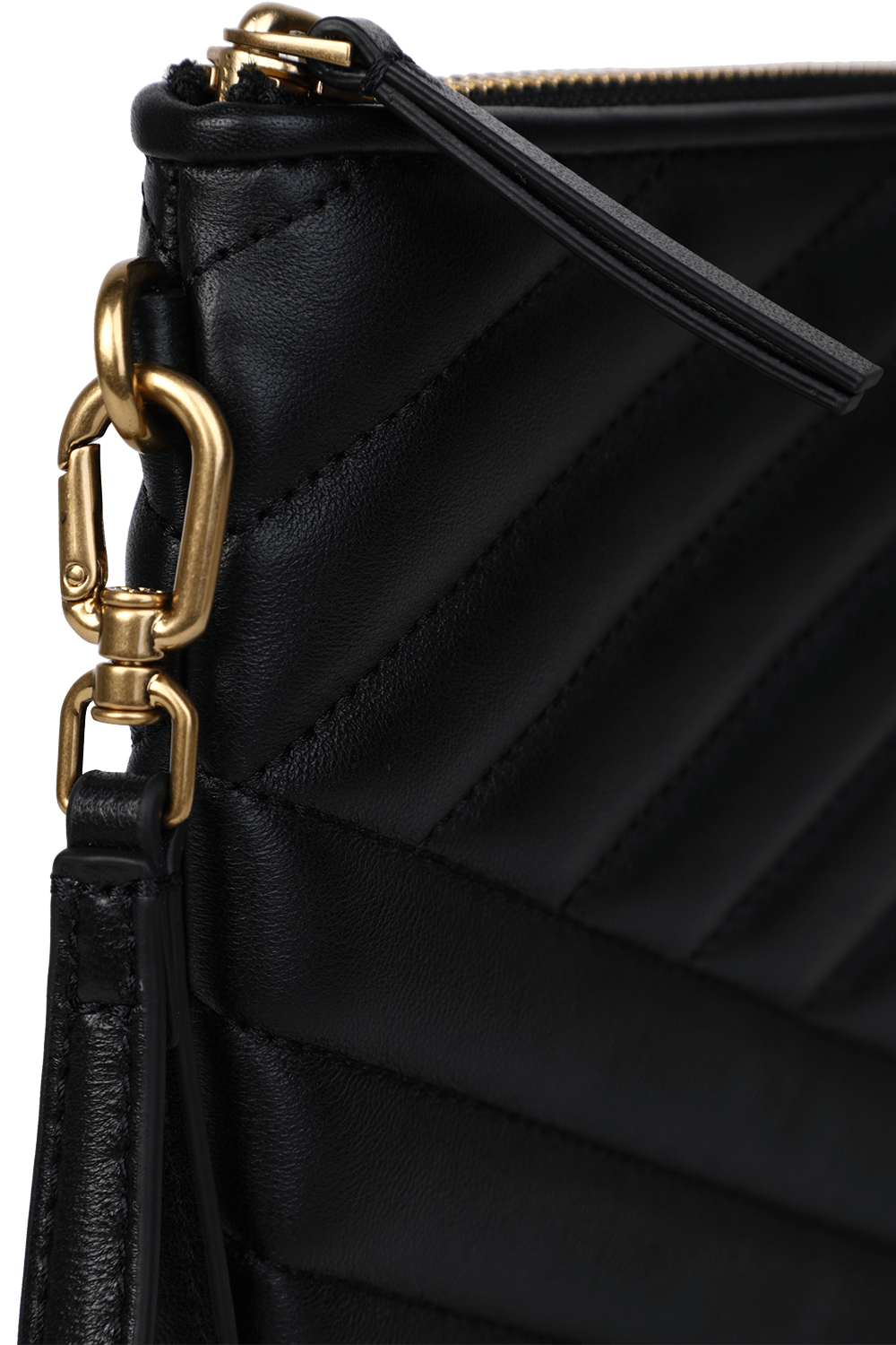 תמונת תקריב של תיק קלאץ' קירה בגודל סמול