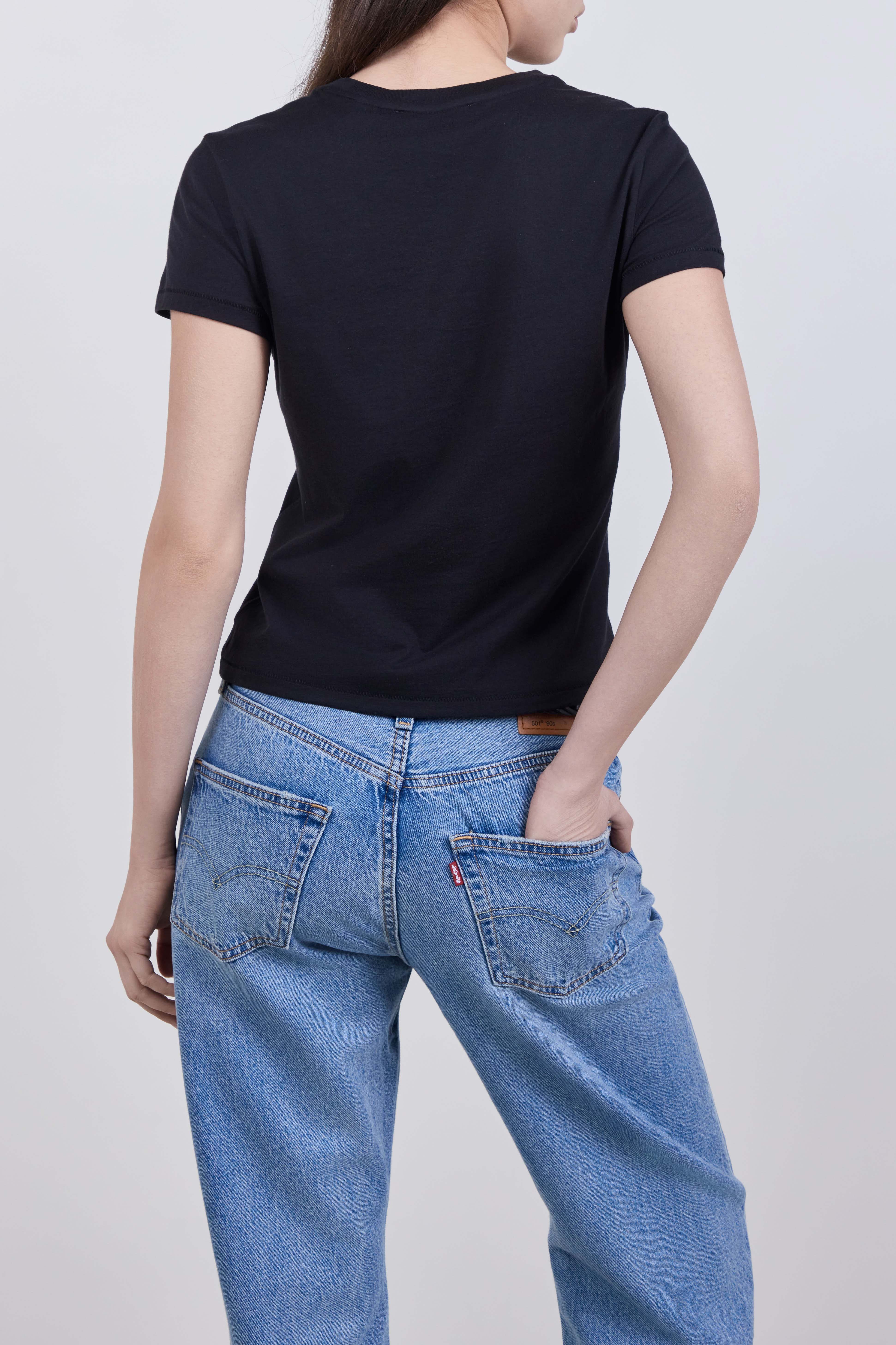 תמונת דוגמן אחורית של חולצת בייבי טי