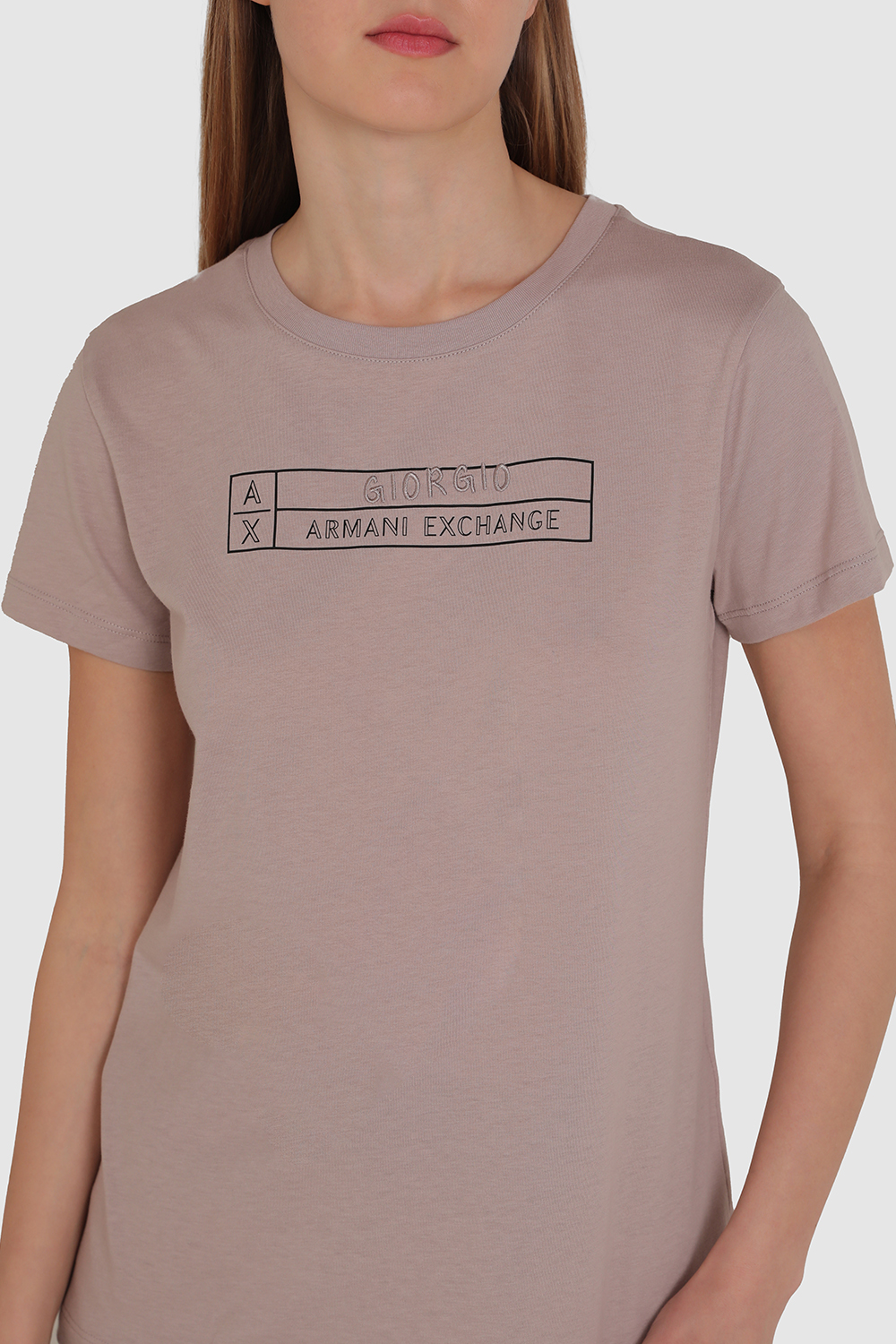 תמונת תקריב דוגמן של חולצת טי