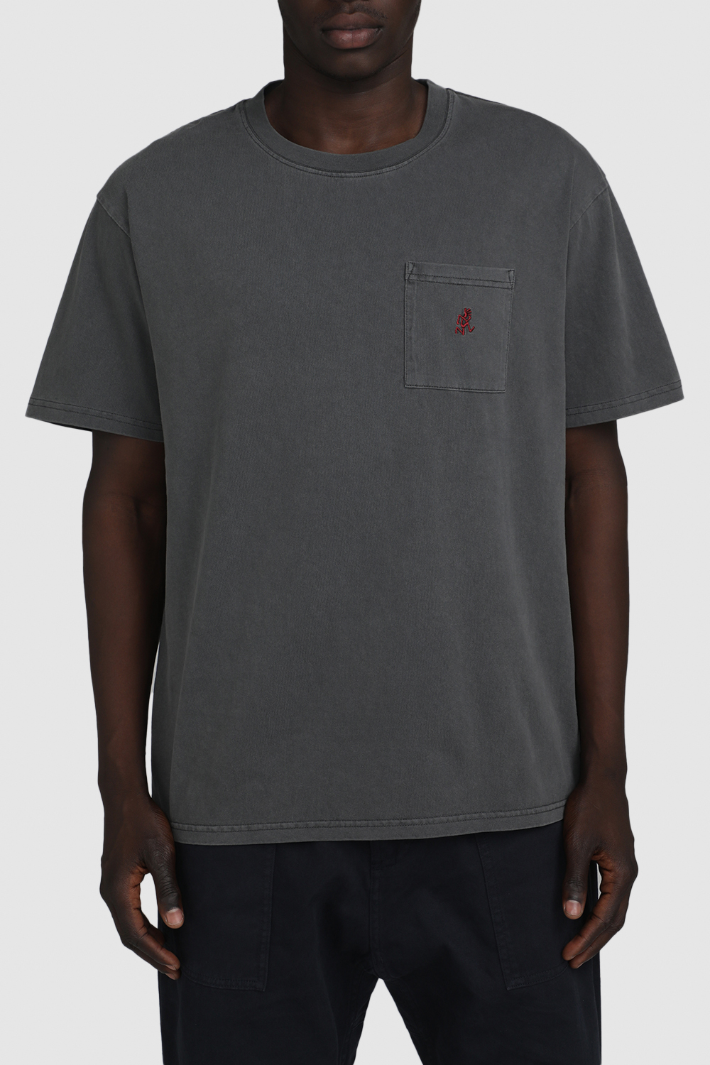 תמונת דוגמן קידמית של חולצת טי