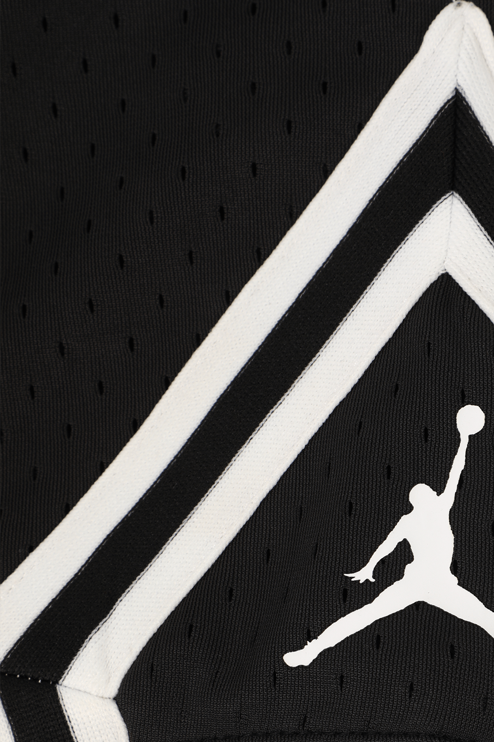 תמונה אחורית של גילאי 8-16 מכנסיים קצרים בשחור ולבן עם לוגו