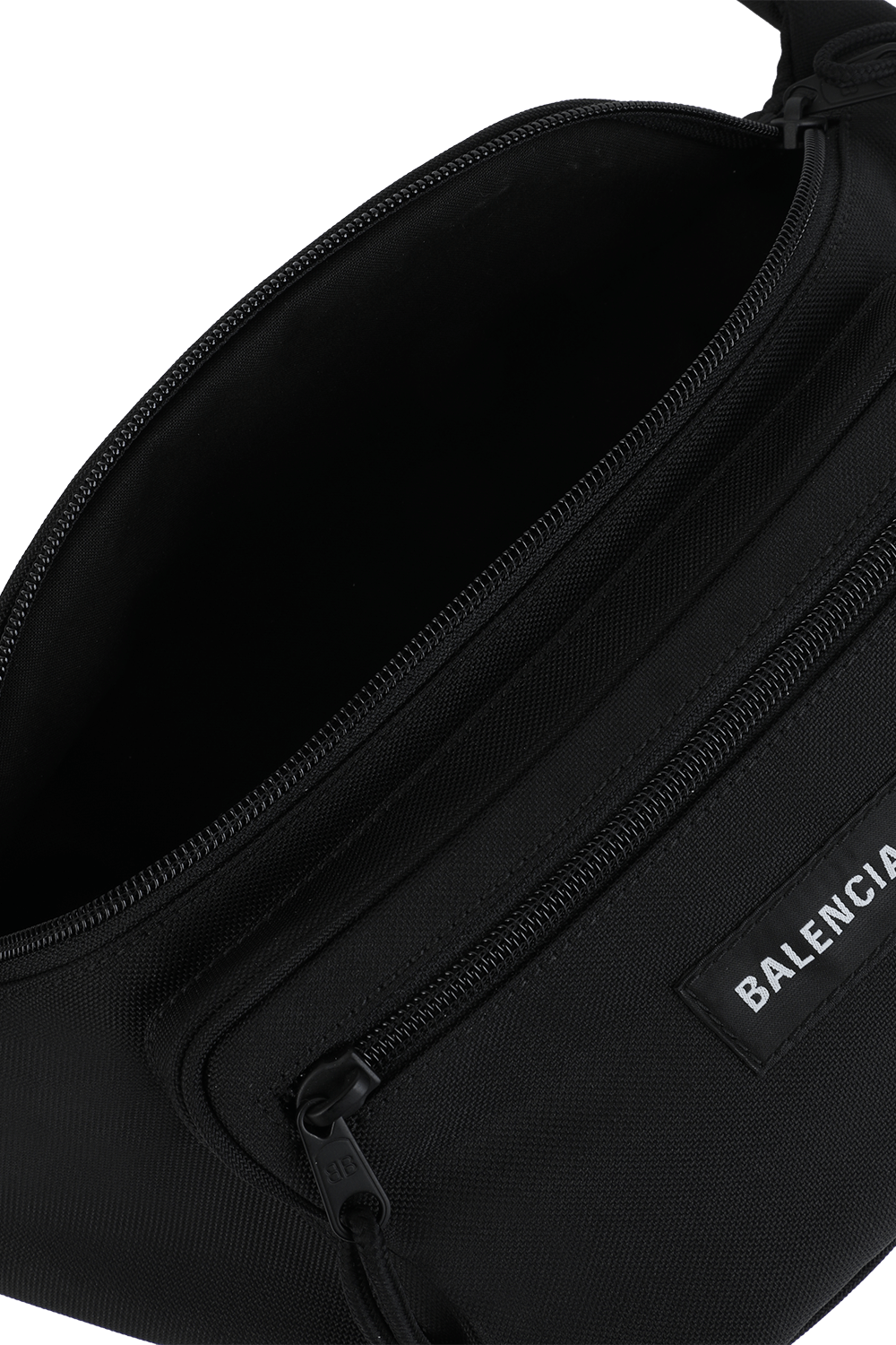 תמונת פנים של תיק פאוץ' 