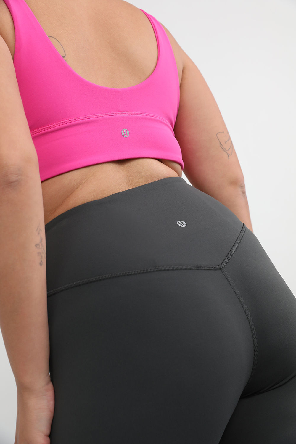 Align&trade; V-Waist Pant 25