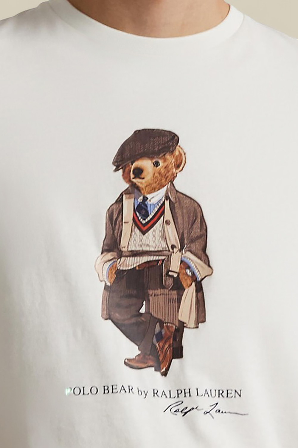 תמונת תקריב דוגמן של חולצת טי