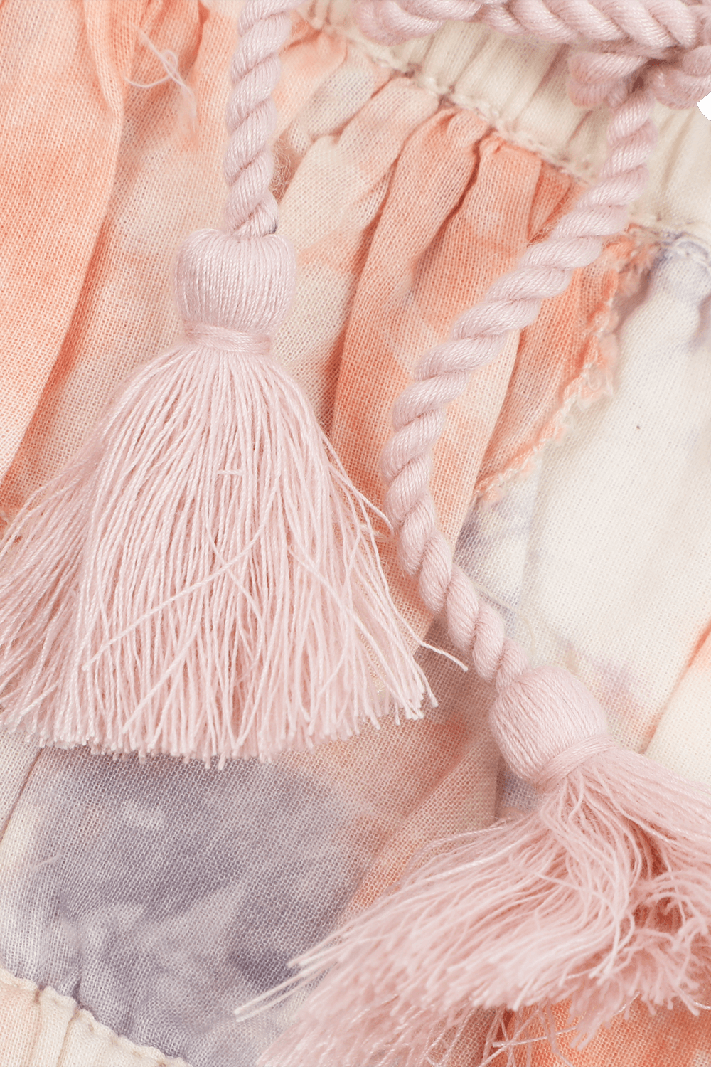 תמונת תקריב של סט בקיני טאי דאי - גילאי 10-12