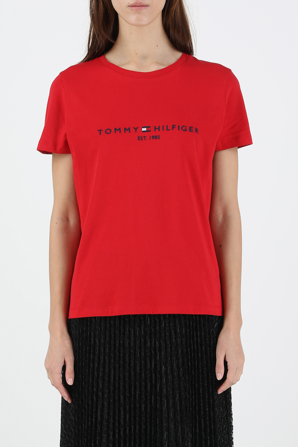 תמונת דוגמן קידמית של Logo T-Shirt in Black