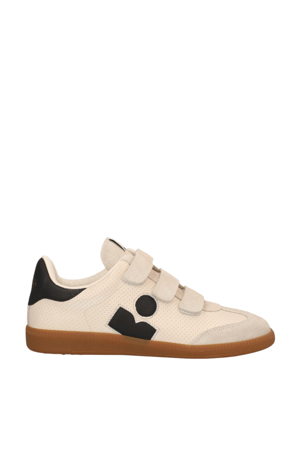 תמונה קידמית של נעלי סניקרס בת'