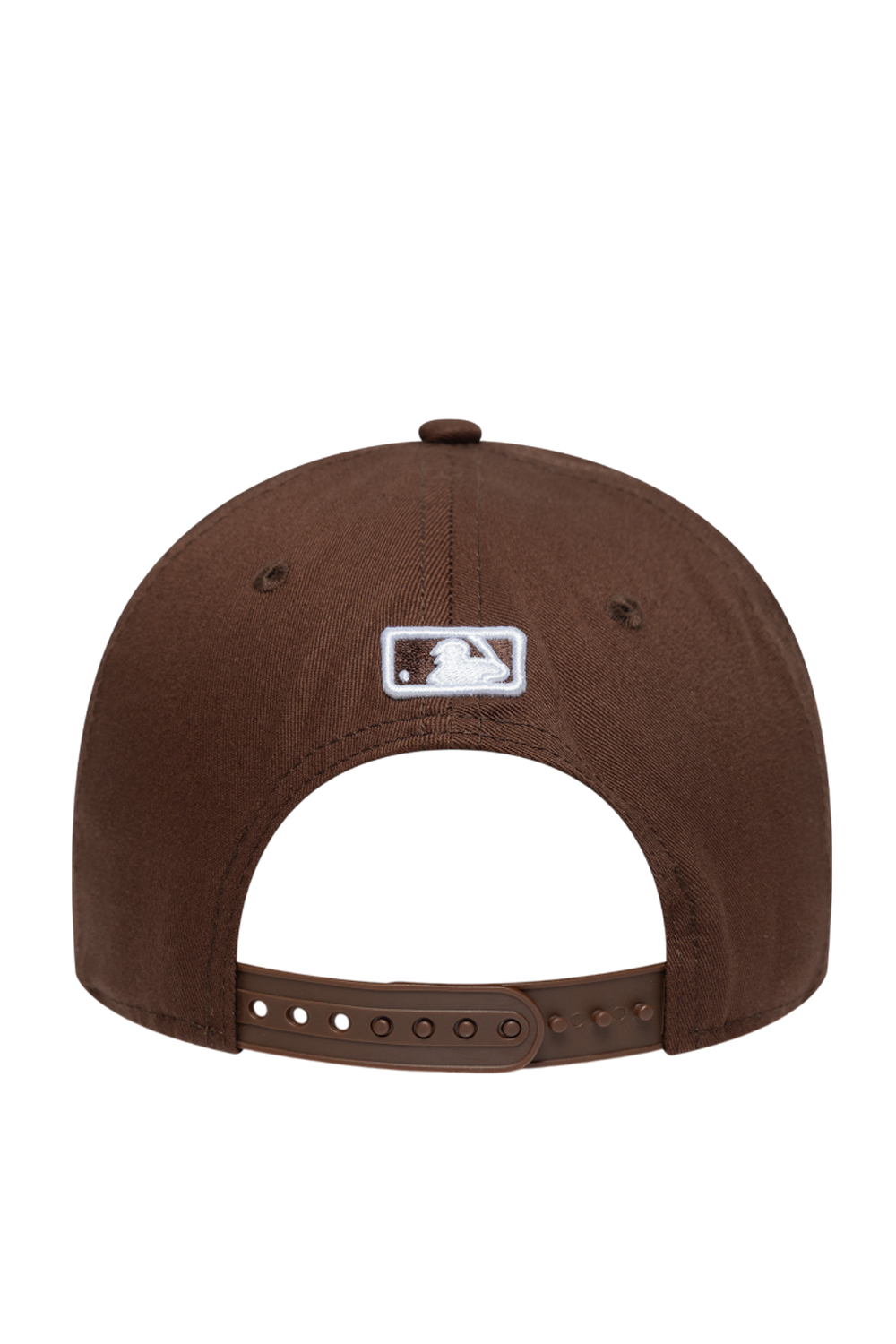 תמונה אחורית של כובע מצחייה