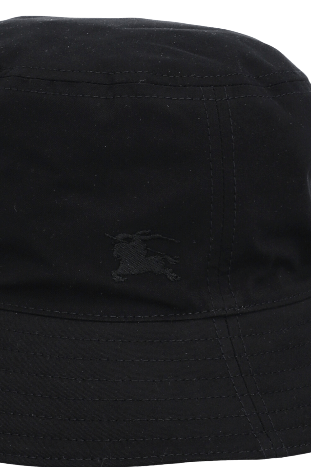 תמונת תקריב של כובע באקט