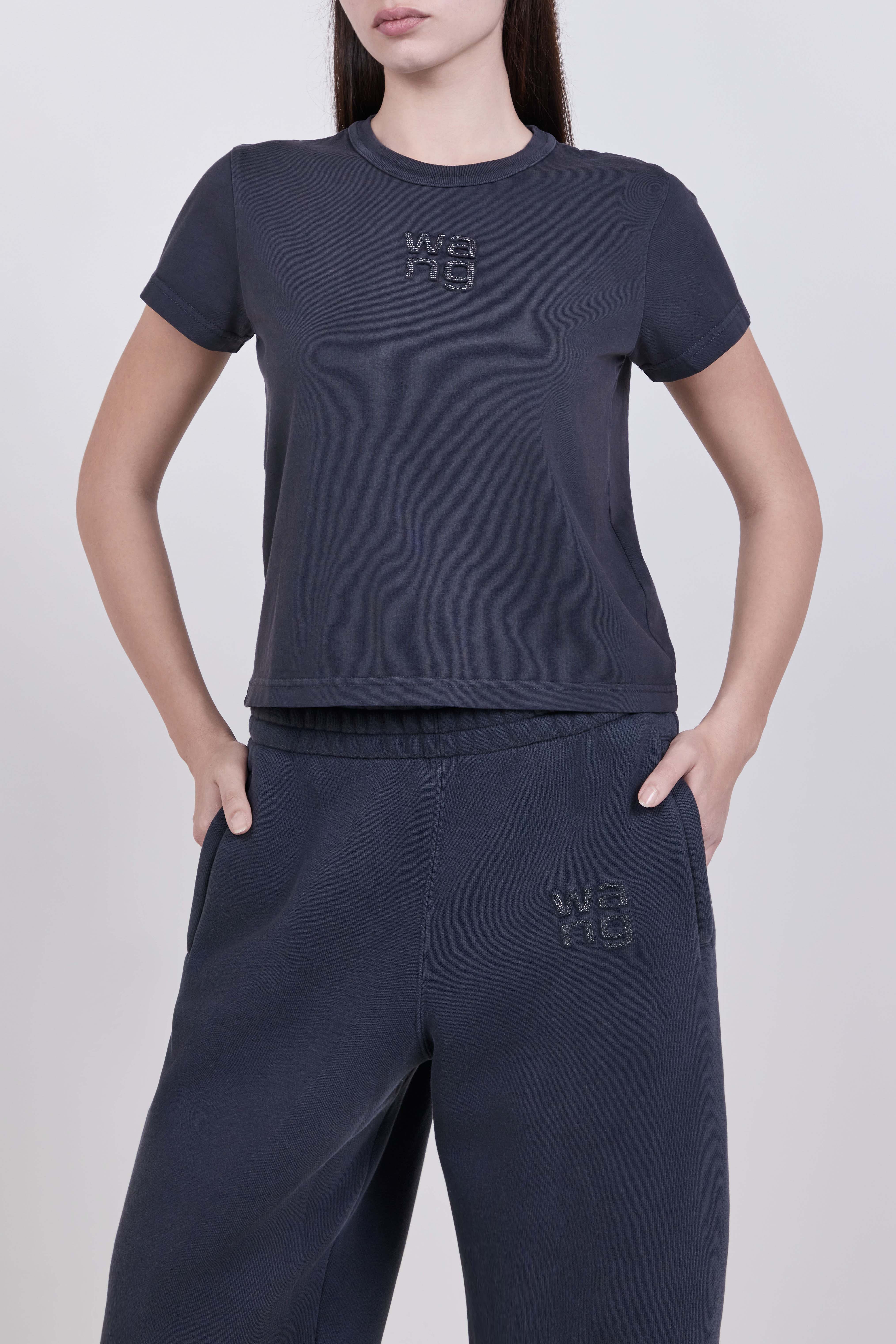 תמונת דוגמן קידמית של חולצת טי