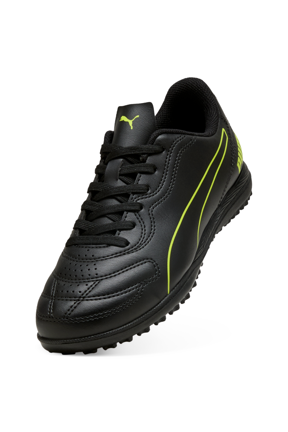 תמונת פנים של נעלי סניקרס