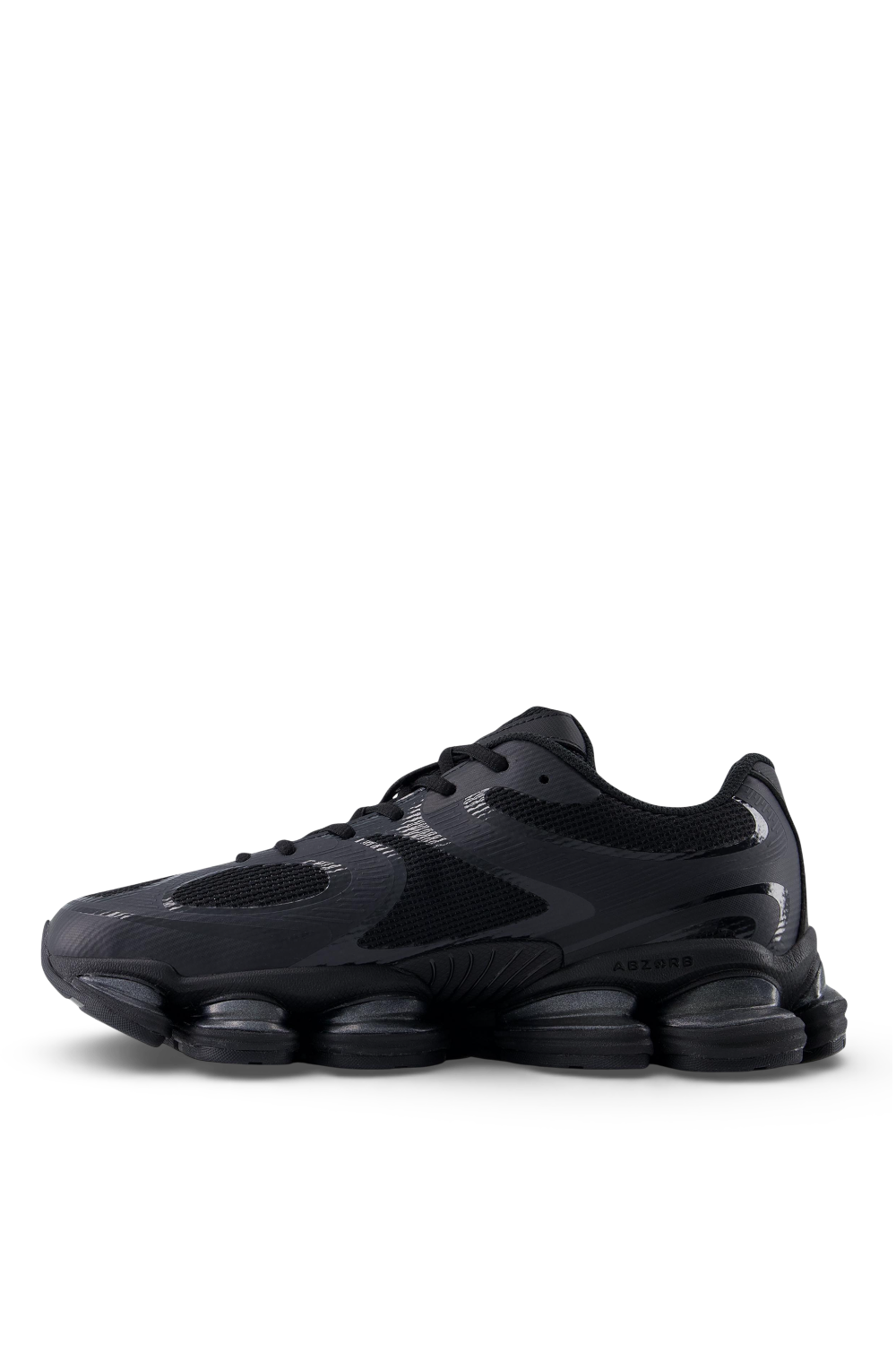 תמונה אחורית של נעלי סניקרס 2000