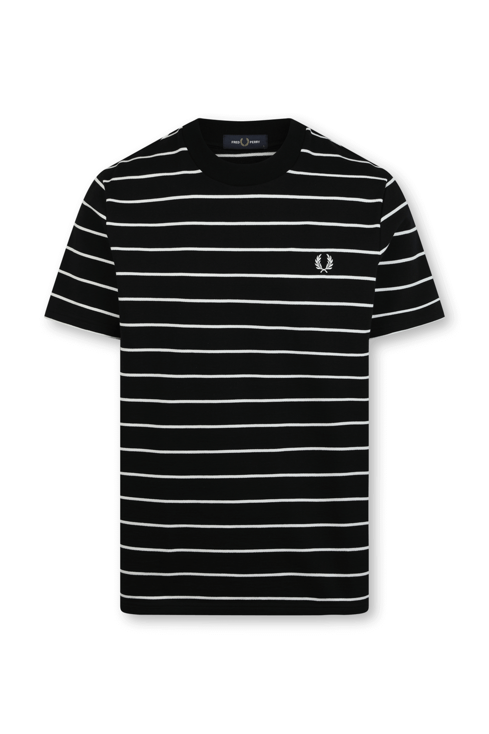 תמונה קידמית של חולצת טי עם לוגו רקום והדפס פסים