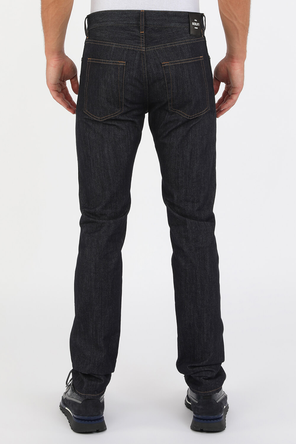 תמונת דוגמן אחורית של Scritto Straight Denim Trousers in Dark Indigo