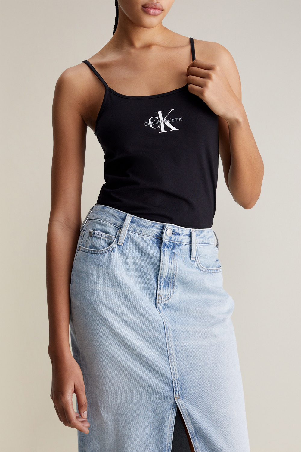 תמונת דוגמן קידמית של גופייה