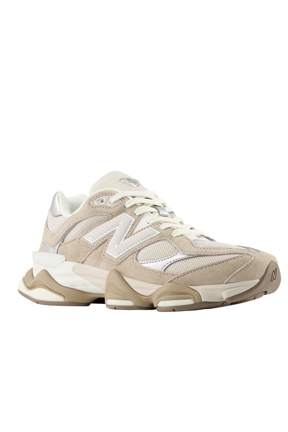 תמונת תקריב של נעלי סניקרס 9060