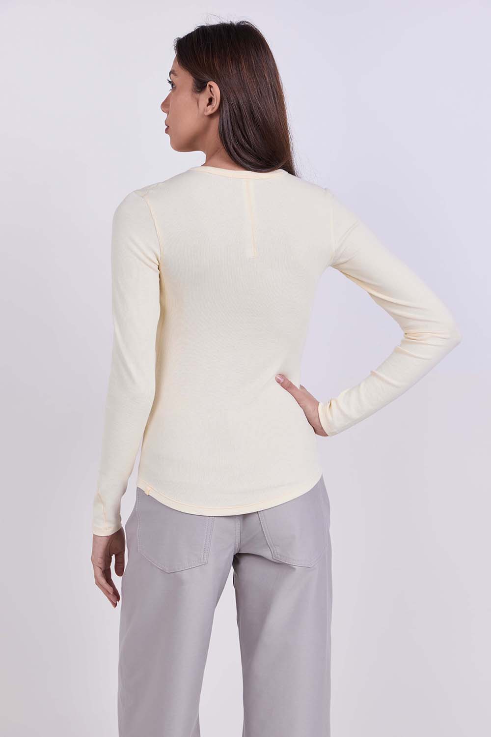 תמונת דוגמן אחורית של Hold Tight Long-Sleeve Shirt