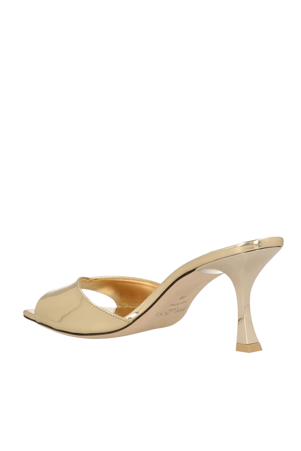 תמונה אחורית של נעלי עקב מיולס