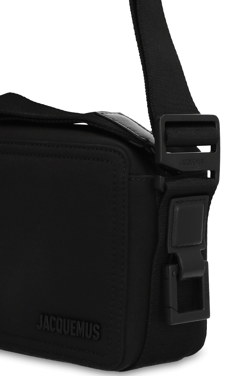 תמונת תקריב של תיק קרוס לה קרוד