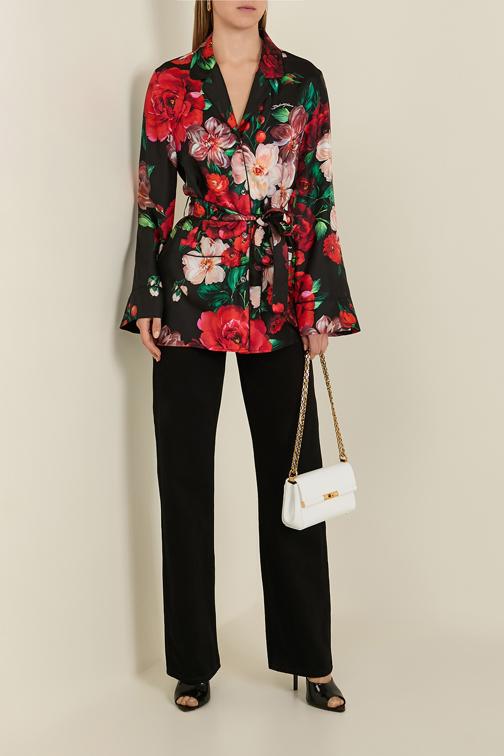 תמונת דוגמן קידמית של תיק כתף