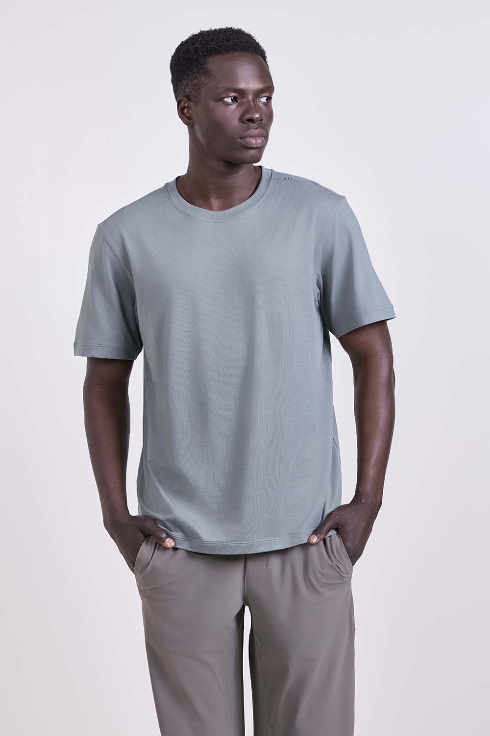 תמונת דוגמן קידמית של Zeroed In Short-Sleeve Shirt