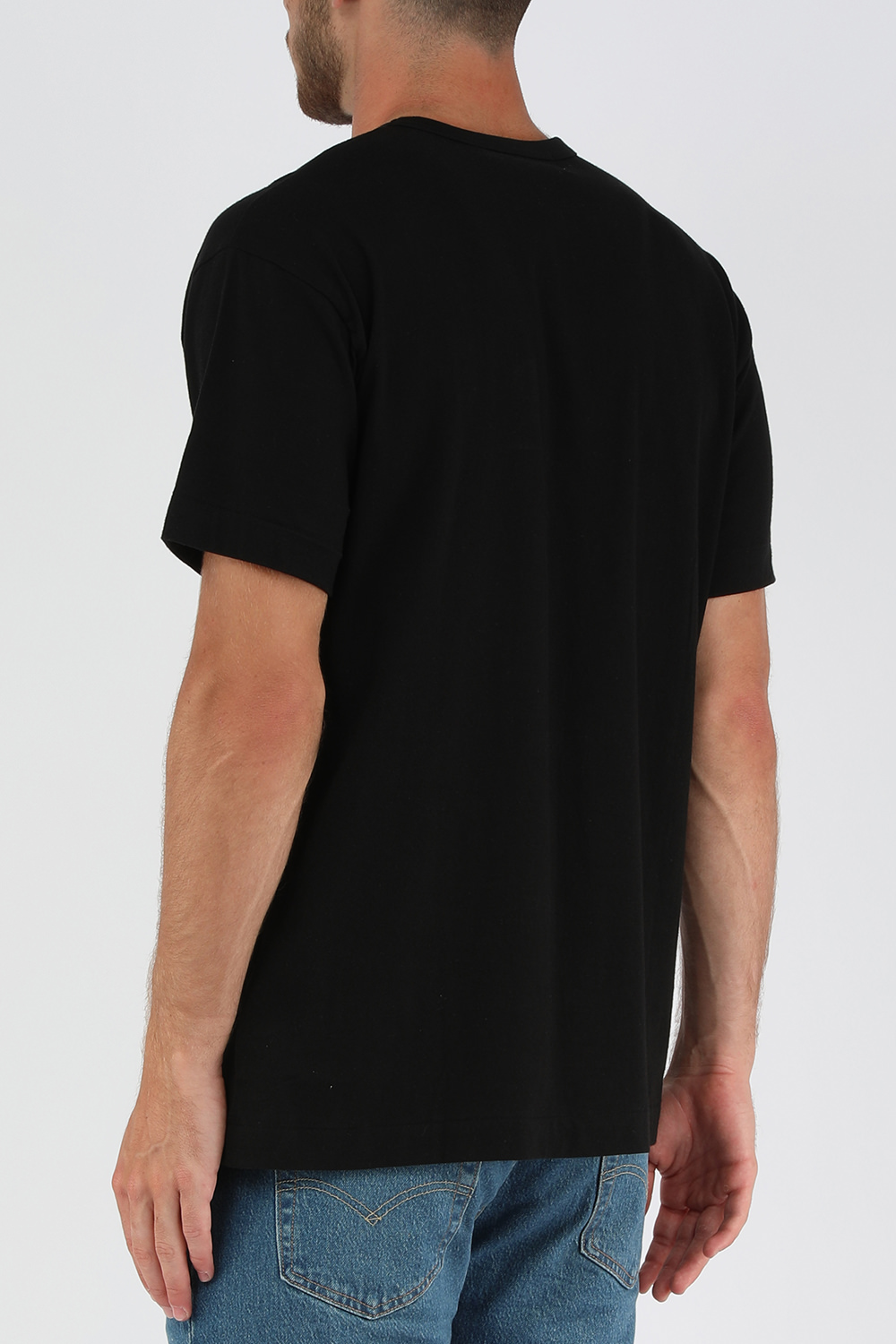 תמונת דוגמן אחורית של חולצת טי