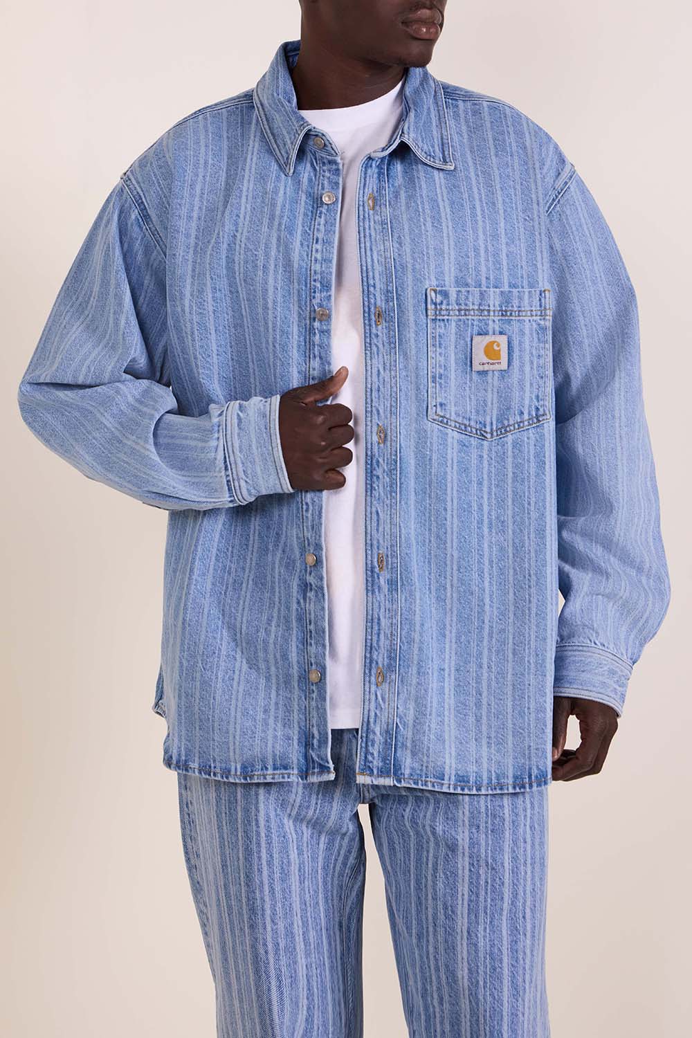 תמונת דוגמן קידמית של ז'קט ג'ינס פסים