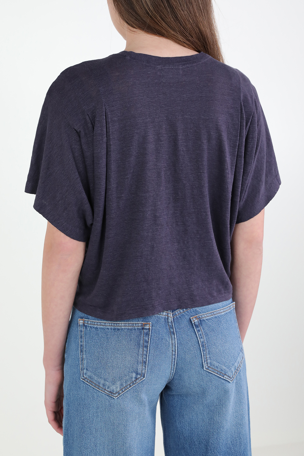 תמונת דוגמן אחורית של חולצת טי