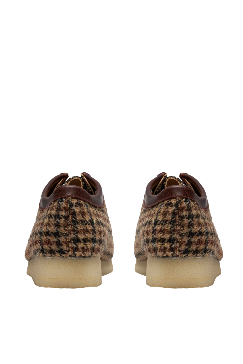 תמונת תקריב של נעלי מוקסינים טורוויו