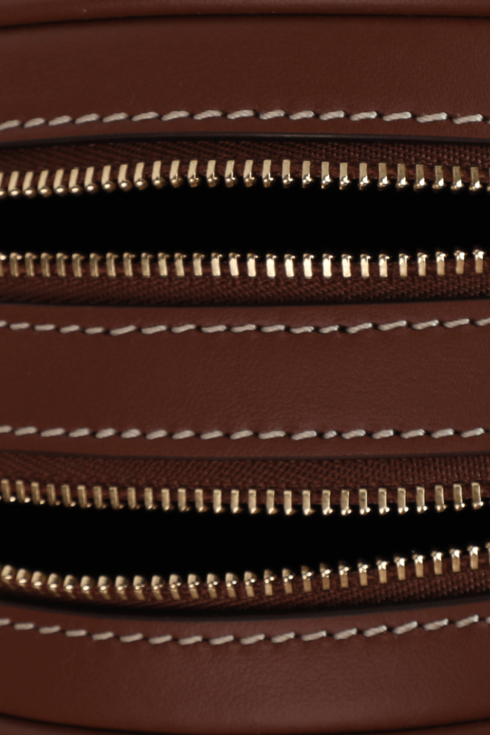 תמונת פנים של Shoulder Bag in Natural