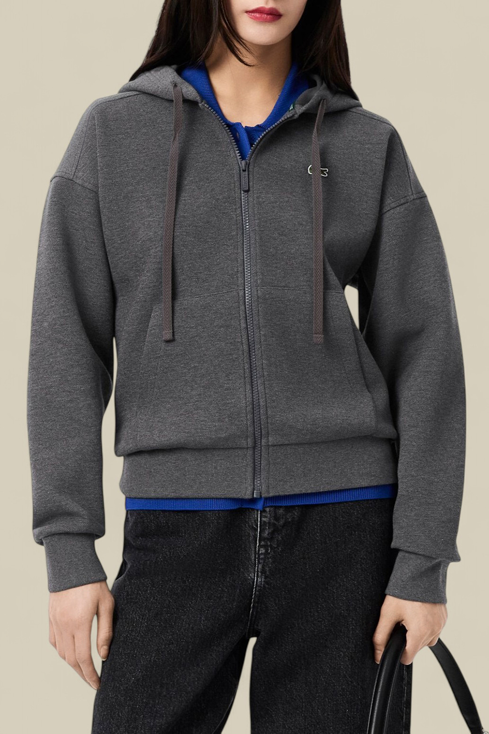 תמונת דוגמן קידמית של סווטשירט קפוצ'ון