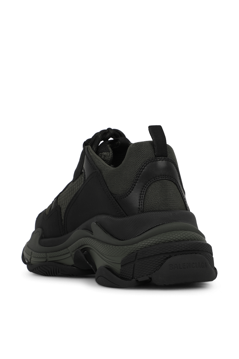 תמונה אחורית של סניקרס טריפל אס בירוק ושחור