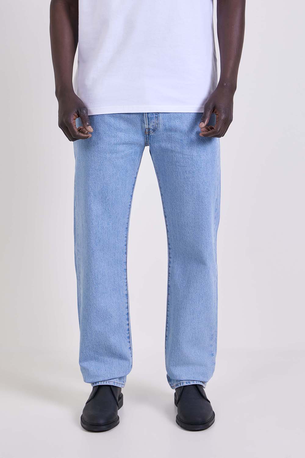 תמונת דוגמן קידמית של מכנסי ג'ינס 501