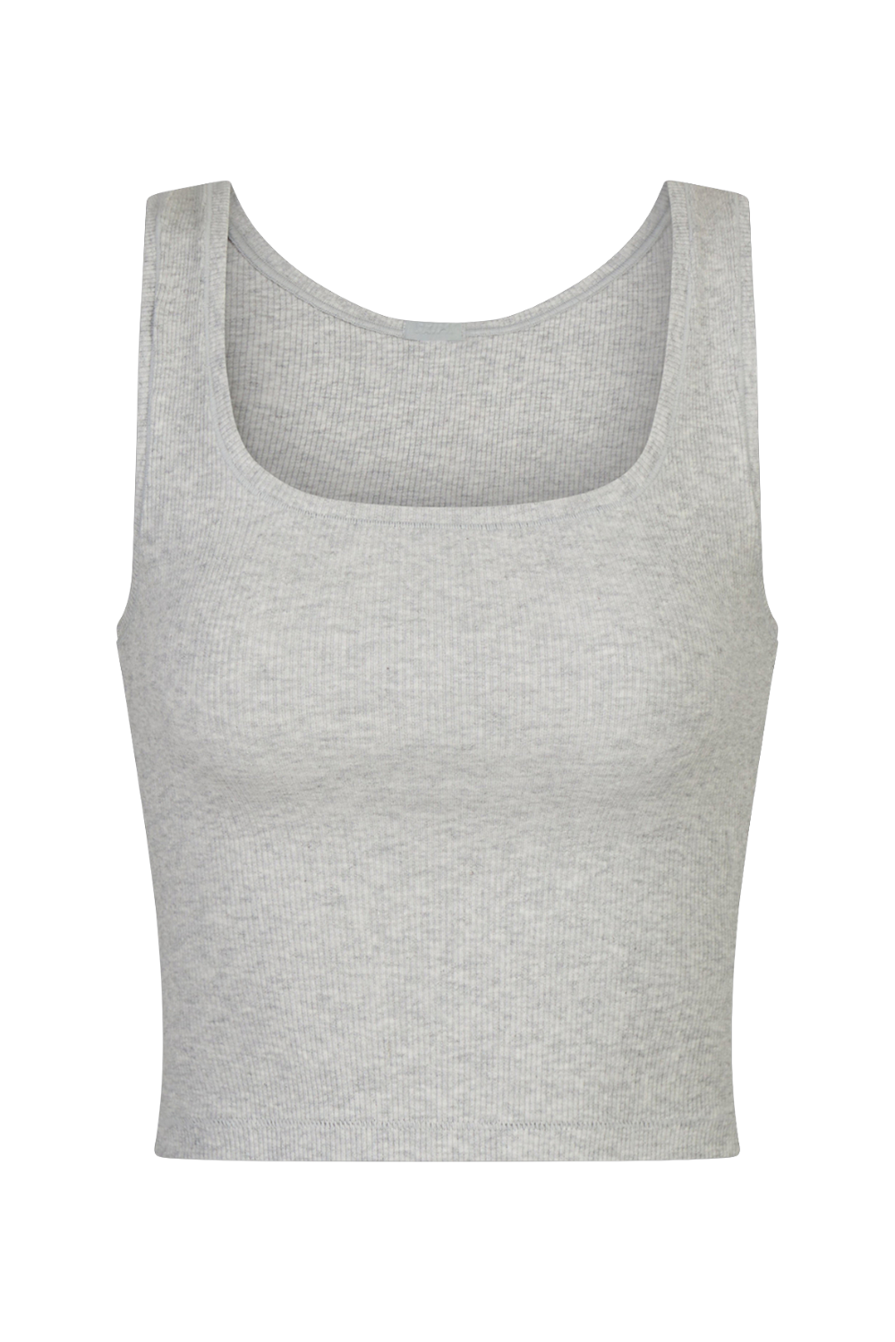 תמונה קידמית של TANK