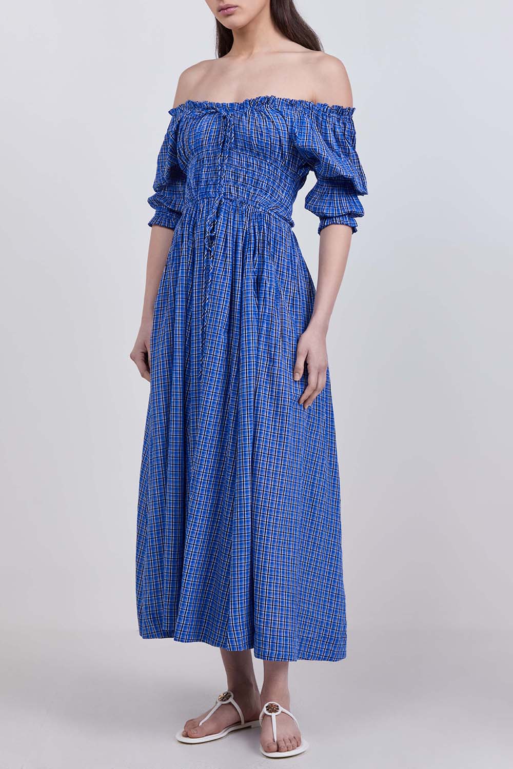 תמונת דוגמן קידמית של שמלת מידי