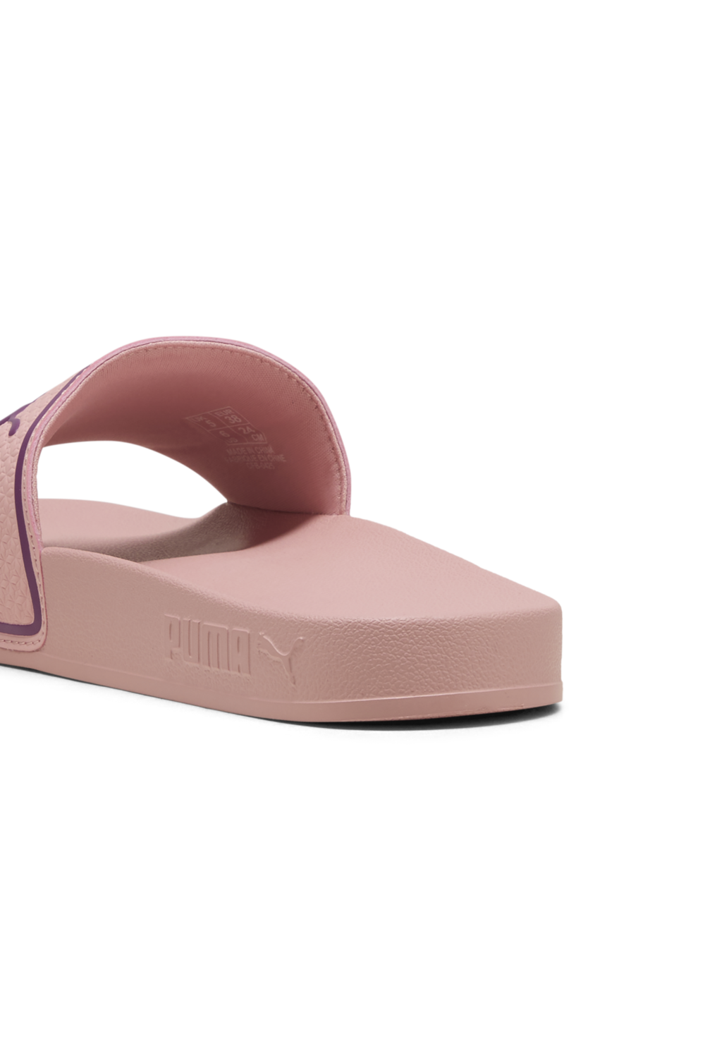 תמונת פנים של כפכפי סליידס