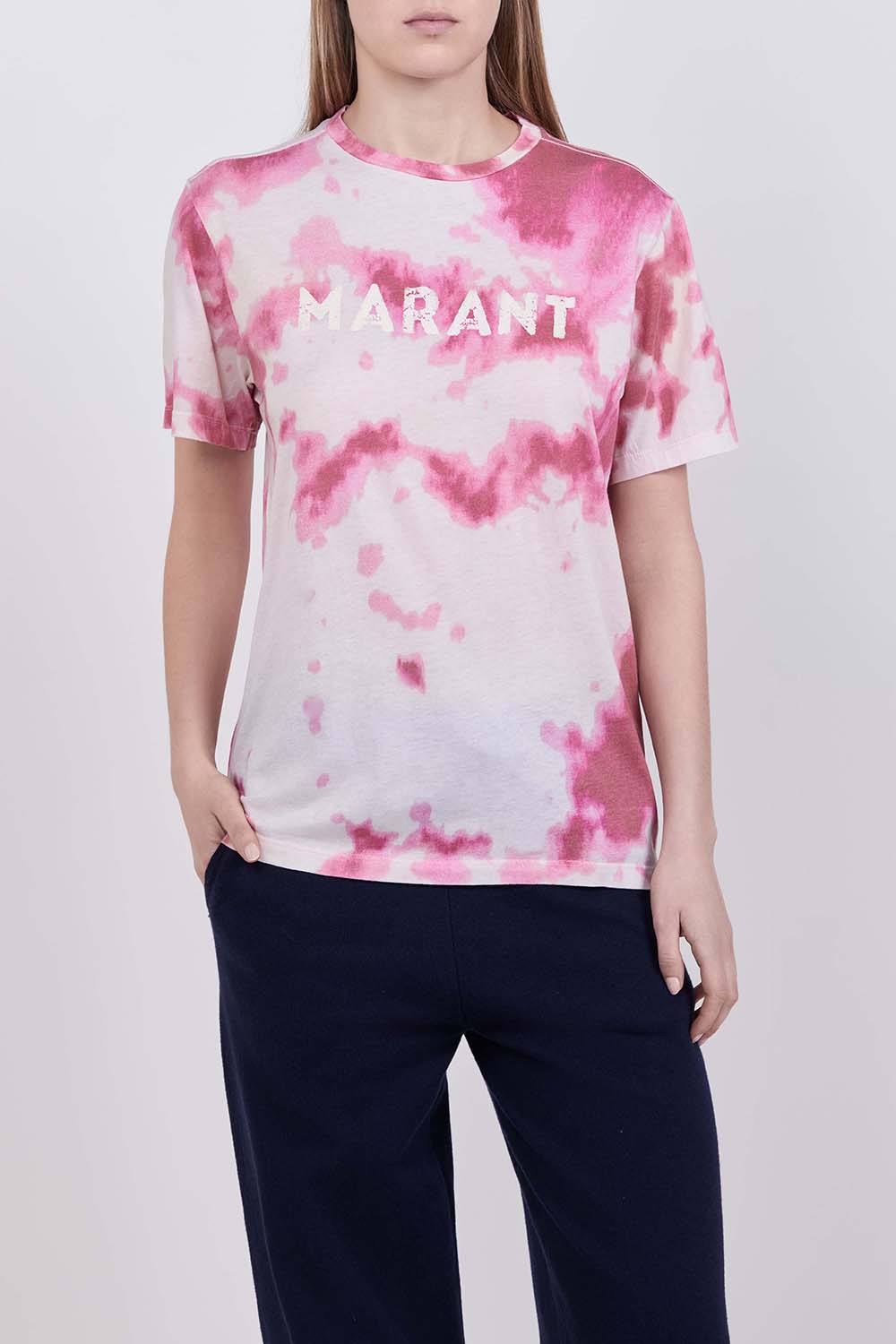 תמונת דוגמן קידמית של חולצת טי בגזרה משוחררת