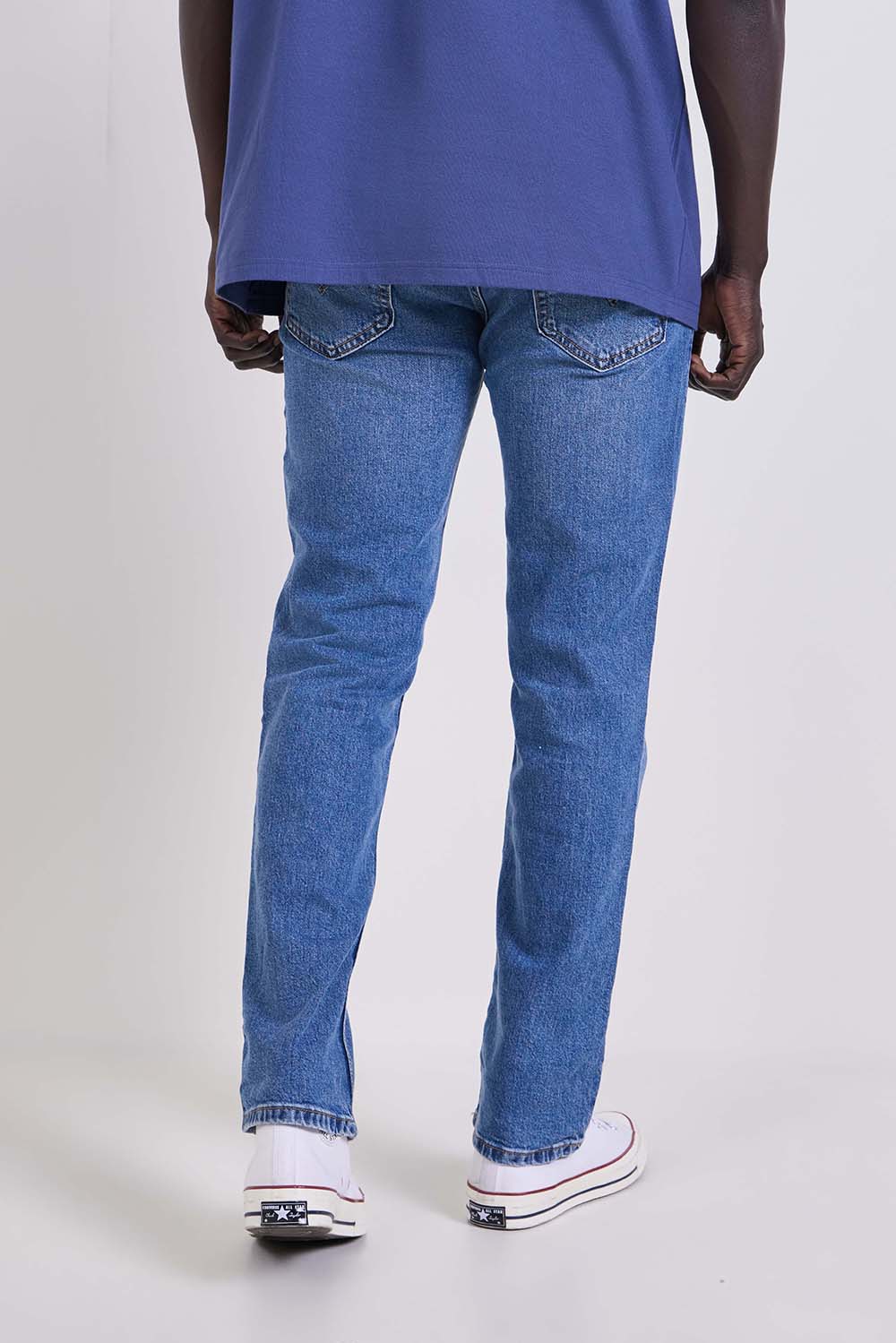 תמונת דוגמן אחורית של מכנסי ג'ינס סלים 511