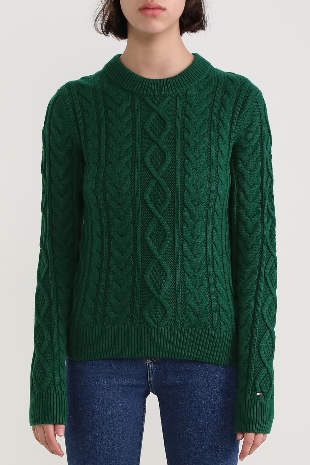 תמונת דוגמן קידמית של סריג צמות סלים פיט