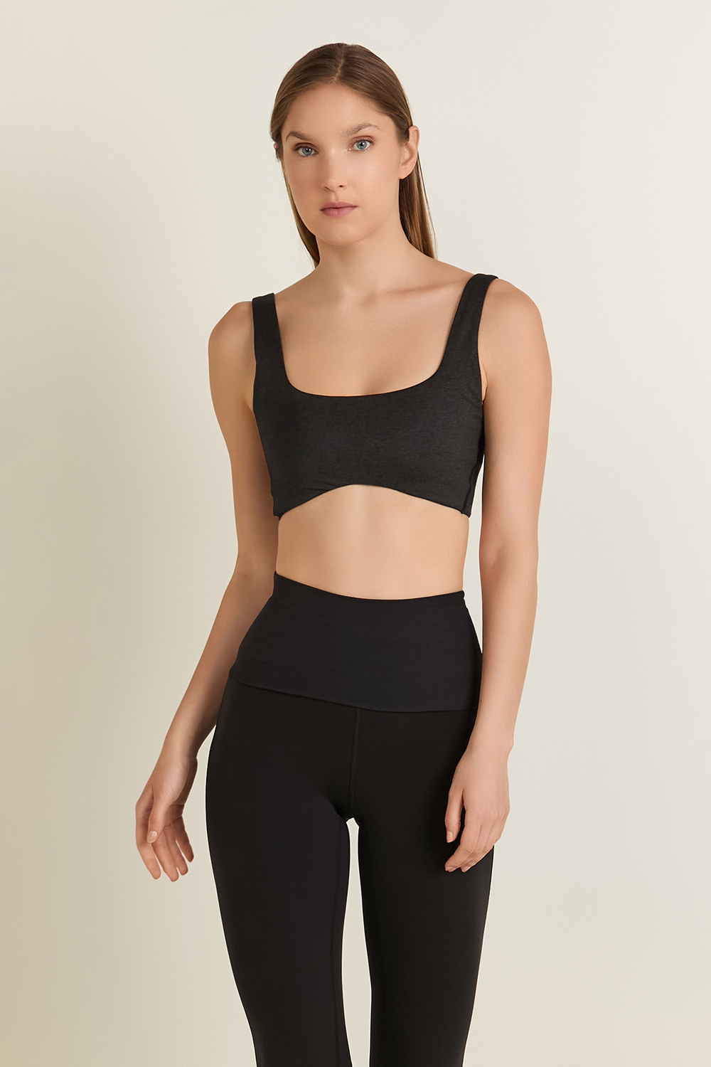 תמונת דוגמן קידמית של Soft Sueded Bra