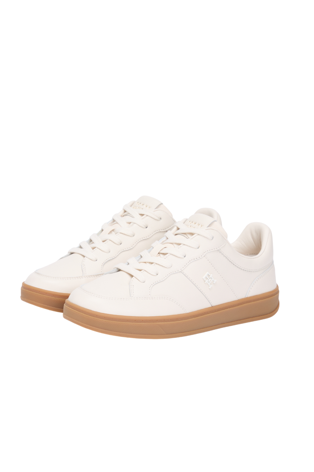 נעלי סניקרס קורט